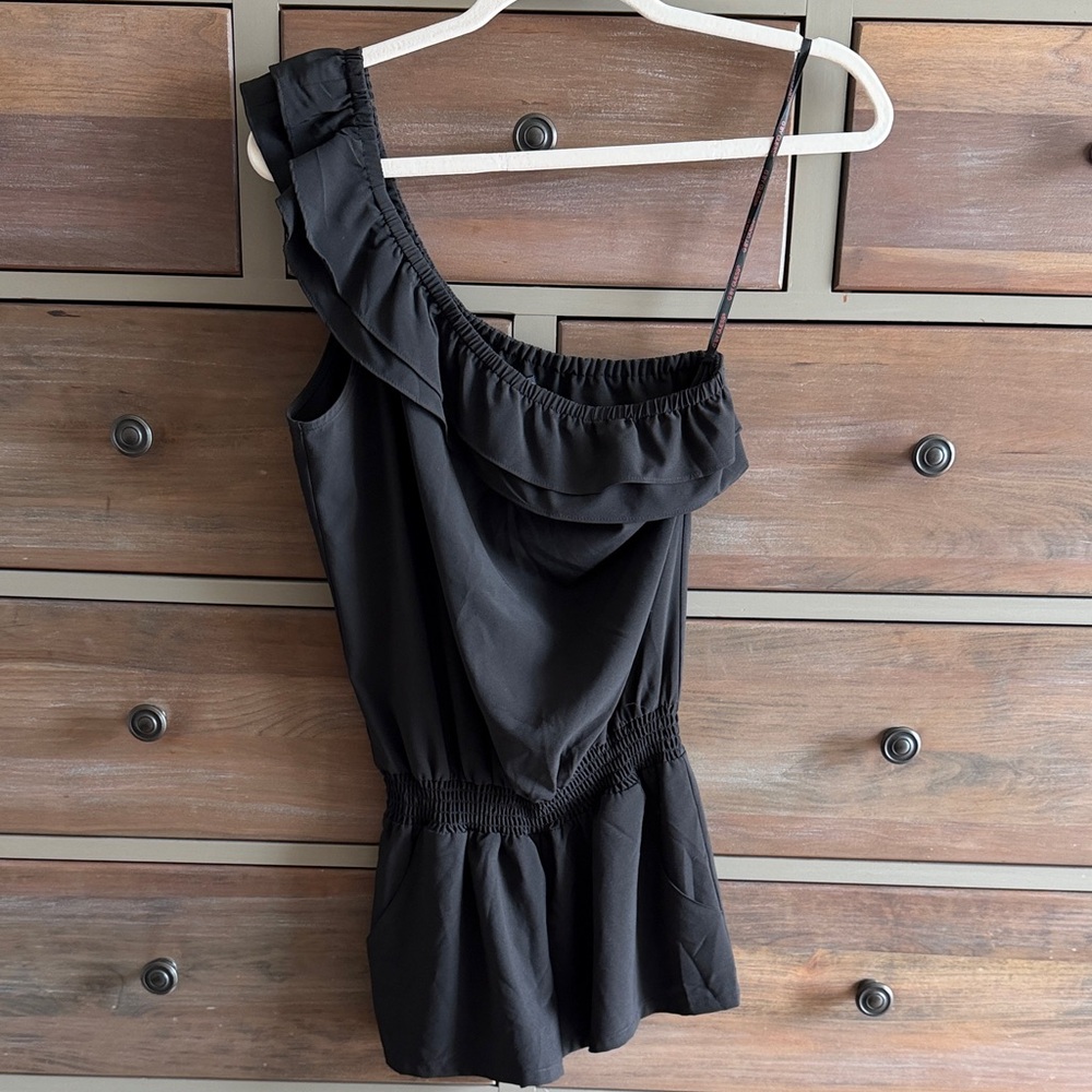 Vintage Guess Black romper with ruffle